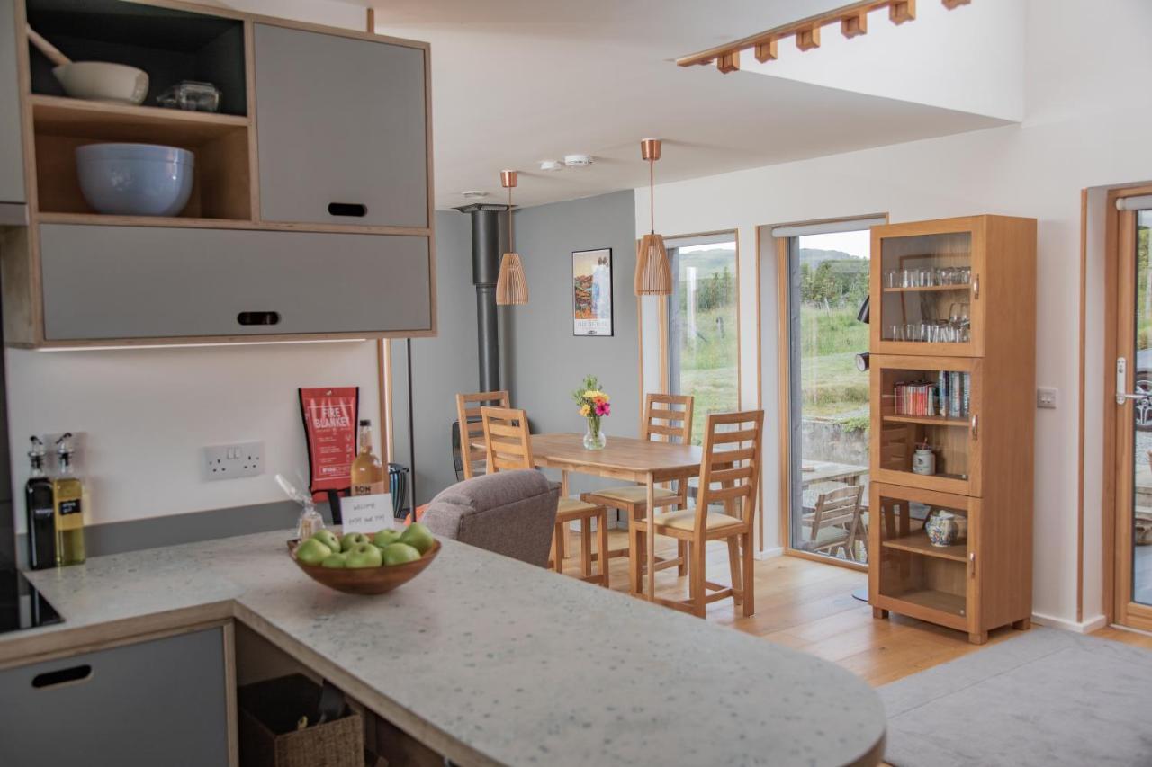 Cuillrigh - Luxury House, Loch & Mountain Views Villa Portree Buitenkant foto